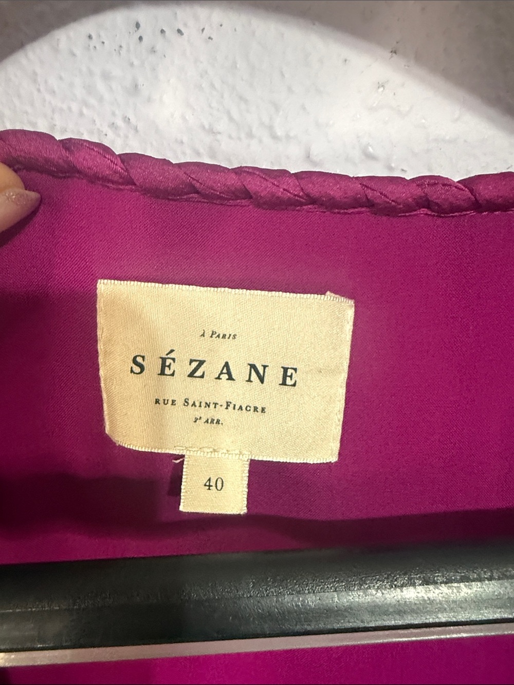 Sezane Florencia Women Pleated V-Neck Midi Dress in Fuchsia Size 40/8 - Picture 8 of 9